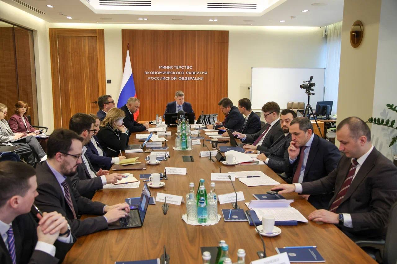 Итоги селекторного совещания с регионами о подготовке к зимнему туристическому сезону 2025-2026 гг.